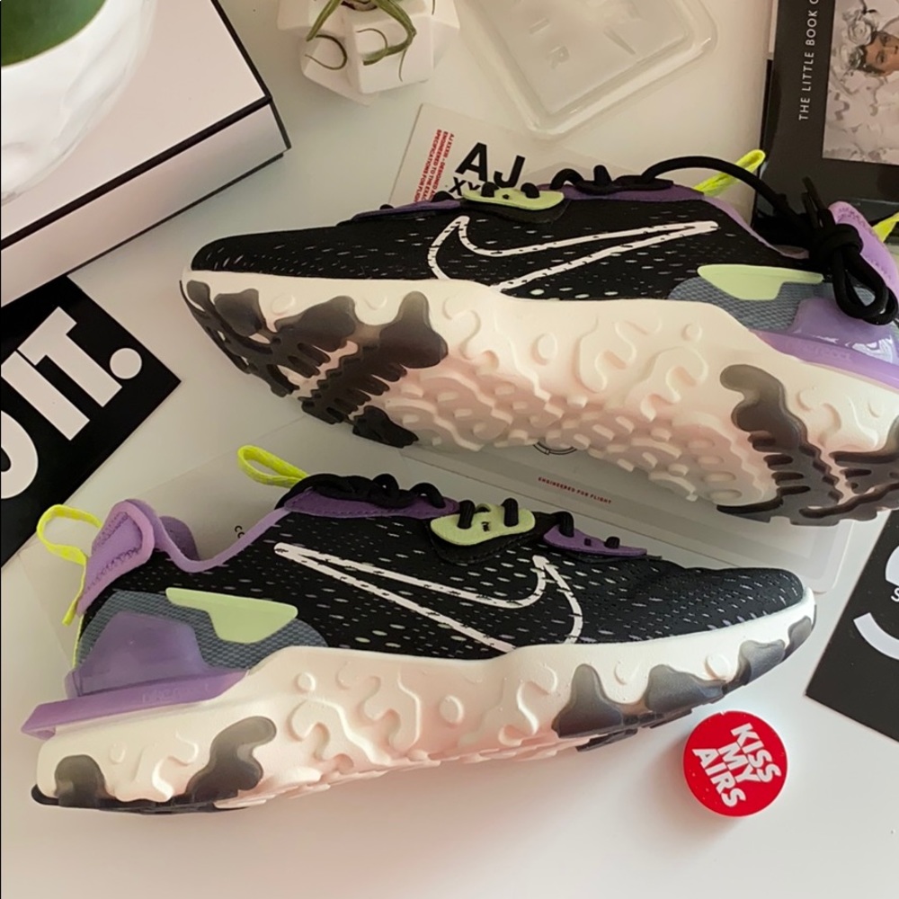 NWT Nike NSW react vision black - Picture 6 of 9